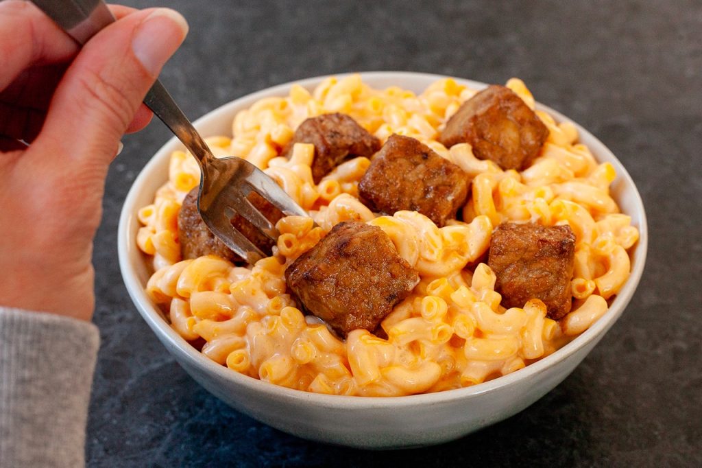 Mac and cheese au tempeh